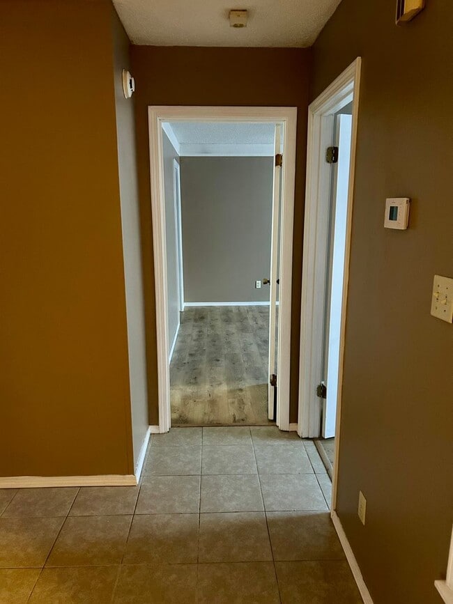 Photo - 613 E 16th St Unit B