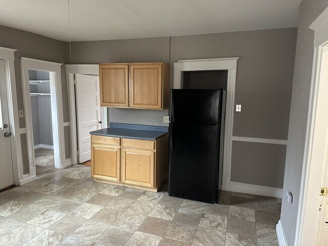 Photo - 238-240 Oak Street Unit 240 1st Floor