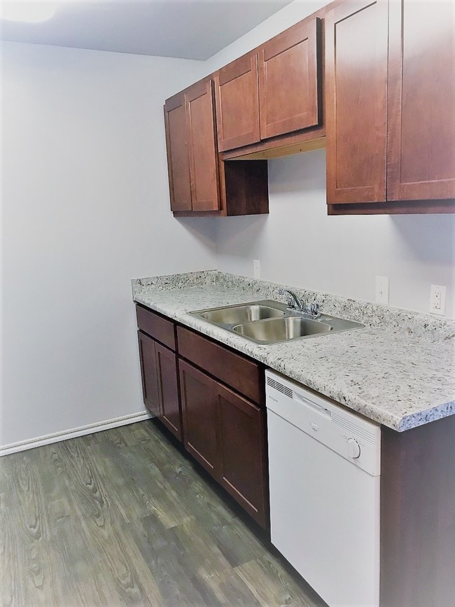 Photo - Apple Valley Apartments *New!*