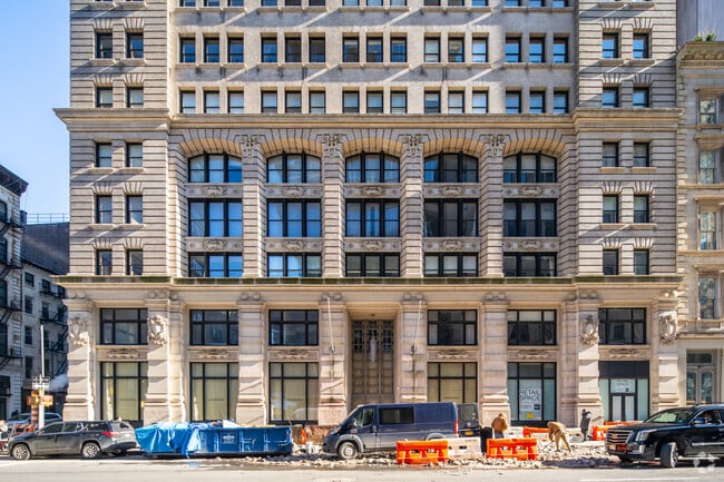 Photo - 241 Church St