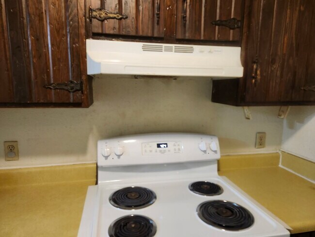 Photo - 3030 Congress Blvd Unit Concord Condominium Assoc