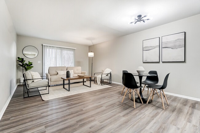 2 Bed | 1 Bath Living/Dining Room