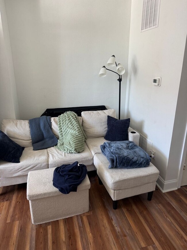Photo - 234 Meyran Ave Unit 2 bdr