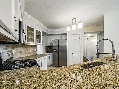 Photo - 4947 Clubgreen Summit