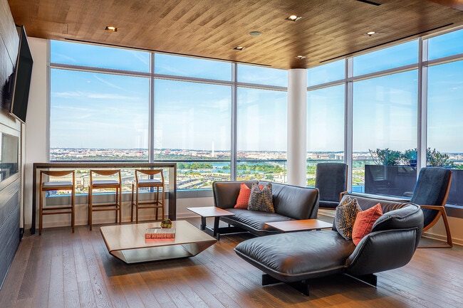 Resident Lounge with Expansive DC Skyline Views