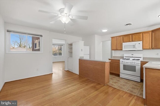 Photo - 5039 8th Rd S