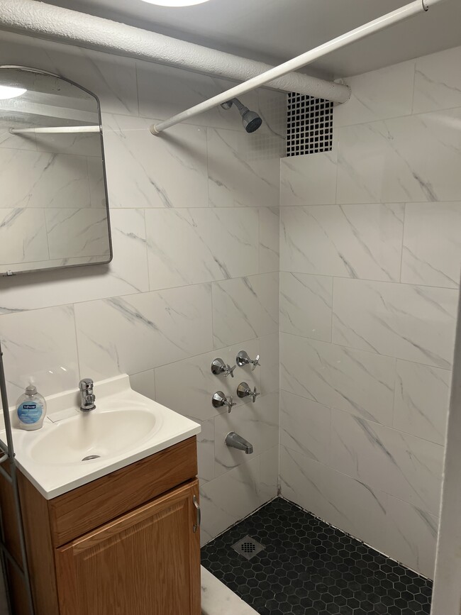 Photo - 5326 196th St