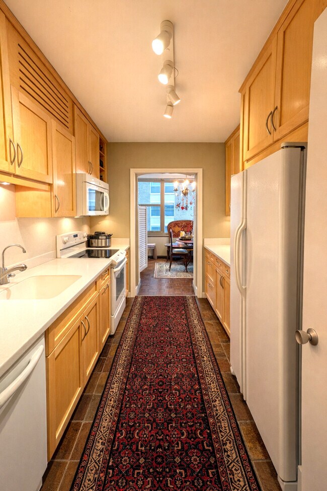 Photo - 360 W Wellington Ave Unidad 5e