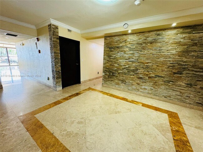 Photo - 2935 NE 163rd St Unit 2Q