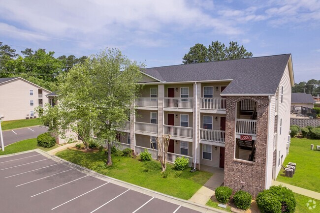 Building Photo - Carlson Bay Luxury Apartments