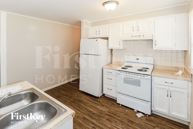 Photo - 1103 Cowden Dr