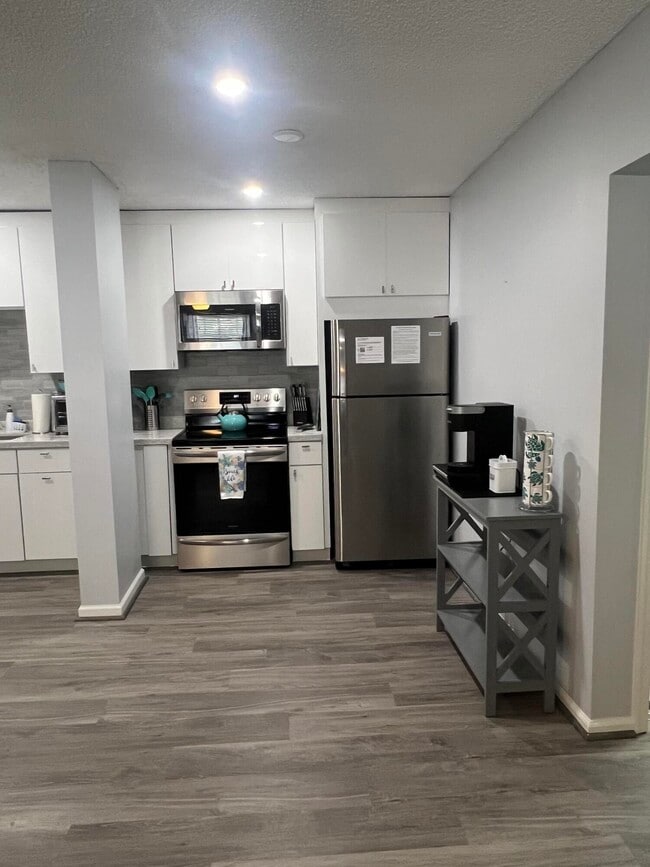 Photo - 2271 NE 68th St Unidad 2022