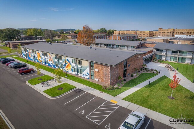 Photo - The Howard Apartments