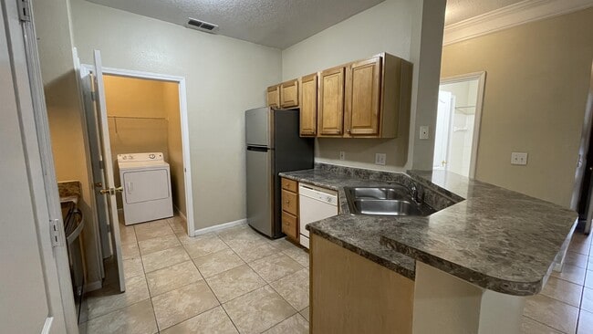 Photo - 17954 Villa Creek Dr