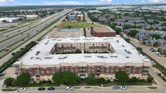 Building Photo - 1100 W Trinity Mills Rd Unit 2046 -2nd Floor