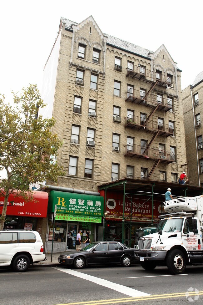 Photo - Sanford Court