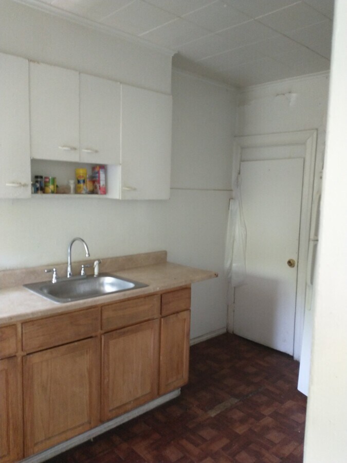 Photo - 5263 N Franklin St