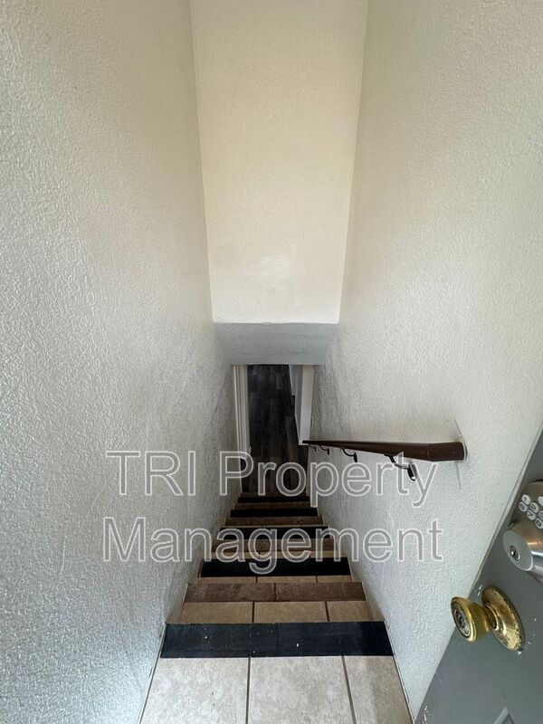 Photo - 2204 9th Ave