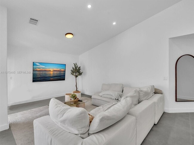 Photo - 4962 SW 32nd Way