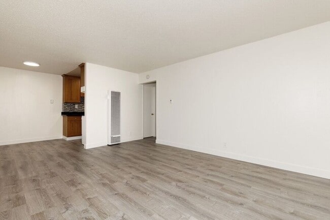 Photo - 1947 Oregon St Unidad 5