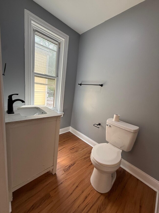 Photo - 1242 Muhlenberg St