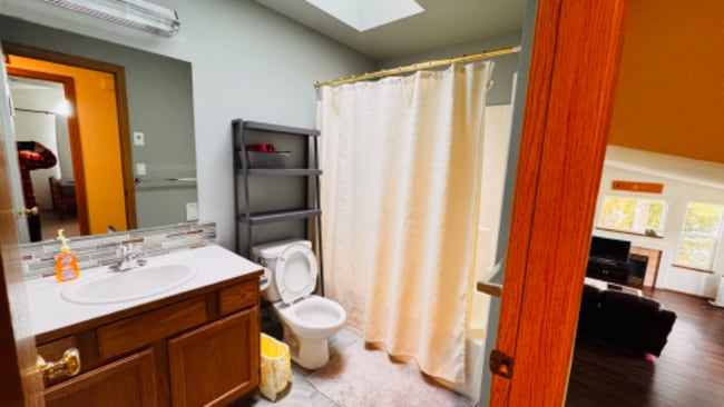 Photo - 6904 54th Pl NE