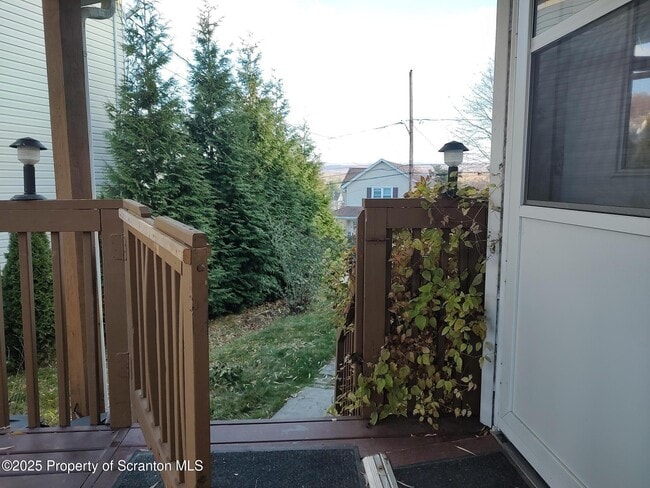 Photo - 1023 Carmalt St