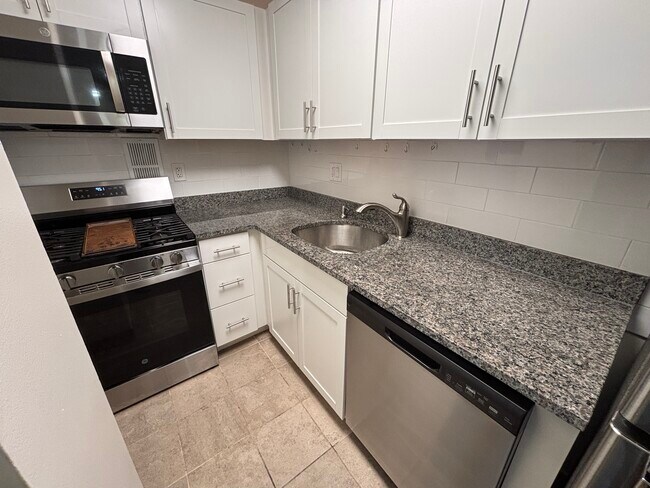 185 Freeman St Unit 148