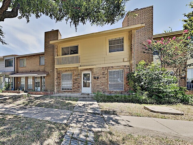 Apartments For Rent In 75044 Garland Tx Forrent Com