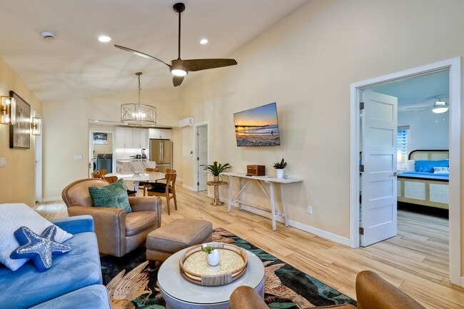 Photo - 409 N Ditmar St Unidad A