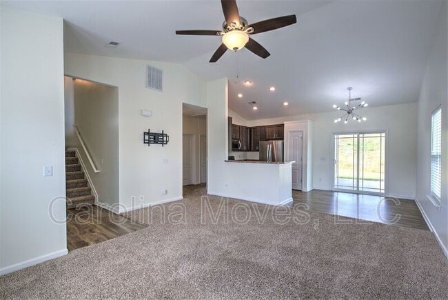 Photo - 148 Caledonia Dr
