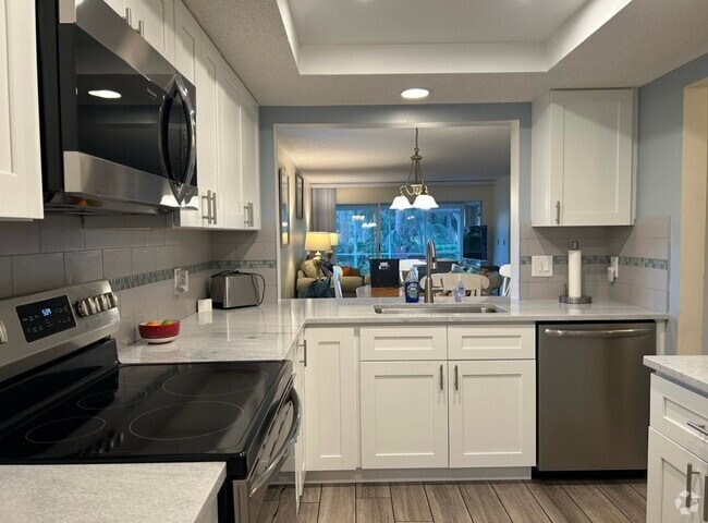 Building Photo - 4507 Longmeadow Unit 83 Rental