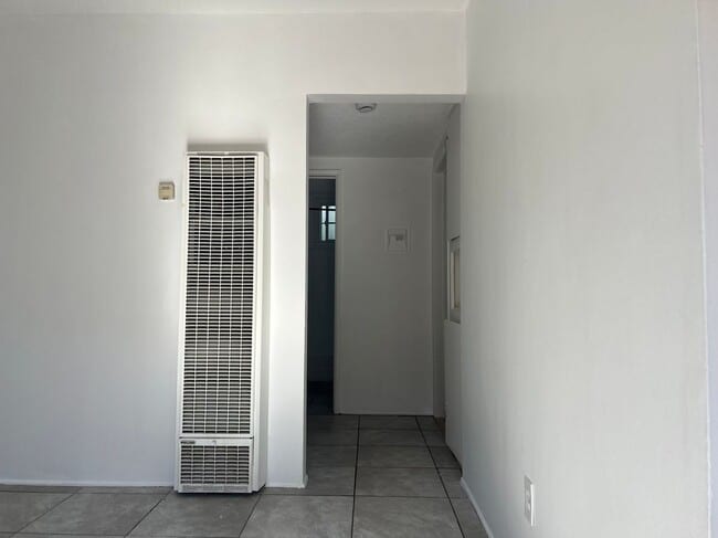 Photo - 2604 Mathews Ave Unidad 1