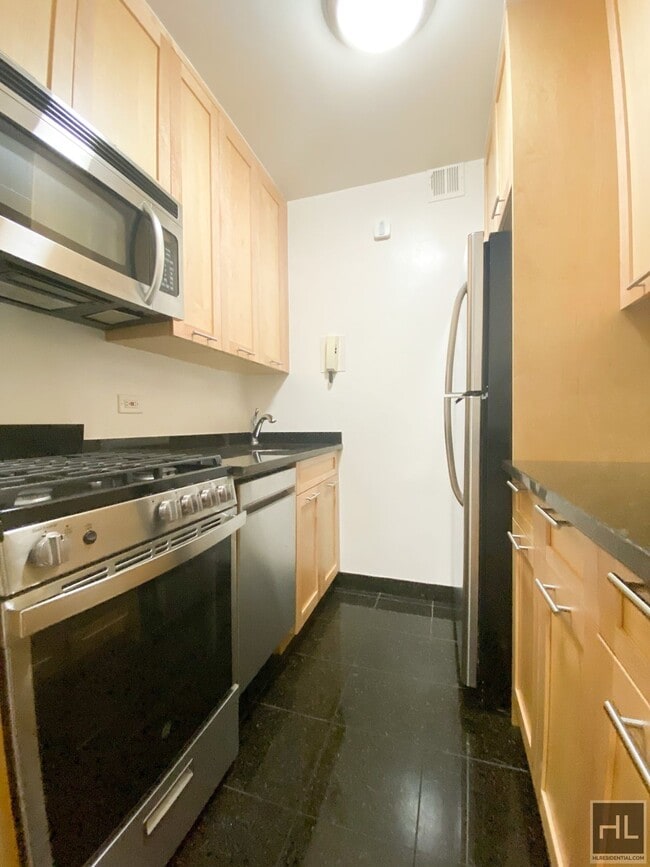 Photo - EAST 55 STREET Unit 11B