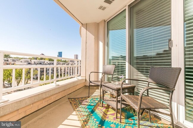 Photo - 100 Harborview Dr Unit 414