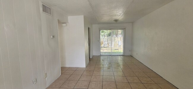 Photo - 1225 Kennedy Rd Unit Kennedy Rd. - 1225  04