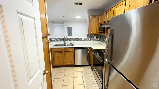 Building Photo - 3702 Palm Desert Ln Rental