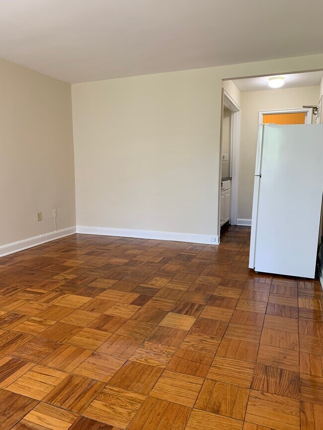 Photo - New Hampshire & First Apartments