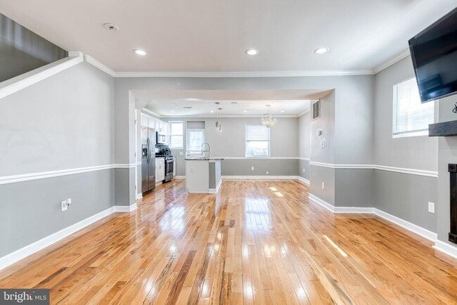 Photo - 3501 Woodstock Ave