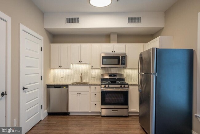 Photo - 29 E Gay St Unit 9