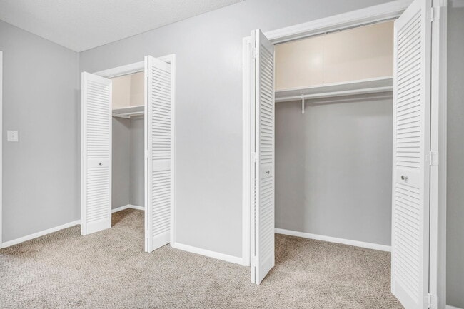 Landmark Woods Apartment Homes