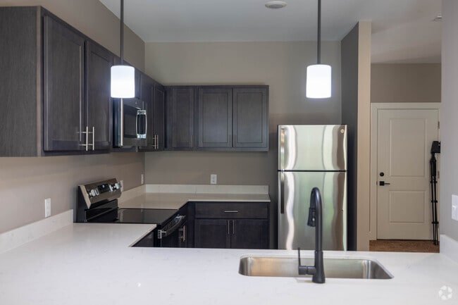 2BR, 2BA - 1700SF - Kitchen
