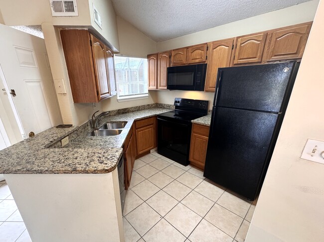 Photo - 1916 Lake Atriums Cir Townhome