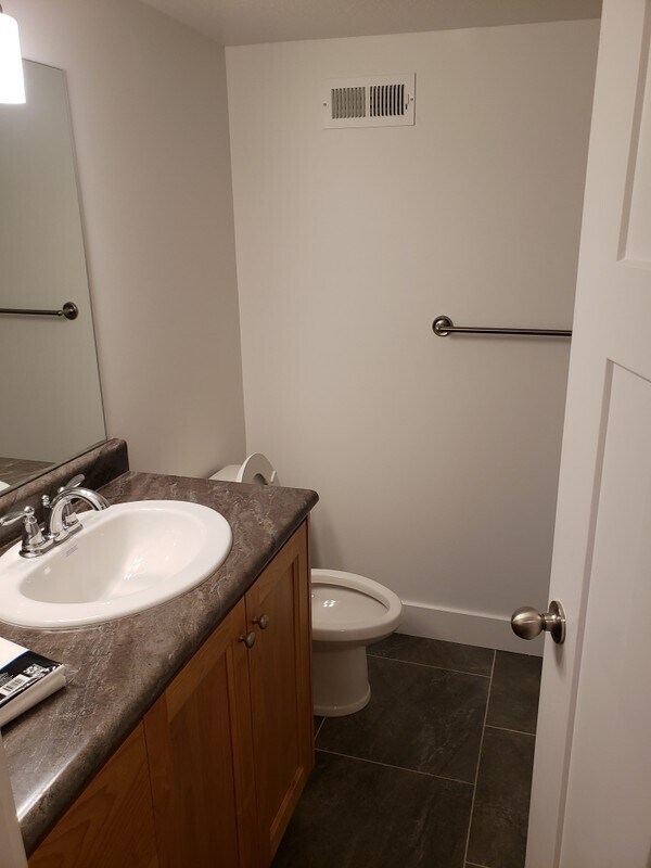 Photo - 1641 N 600 E