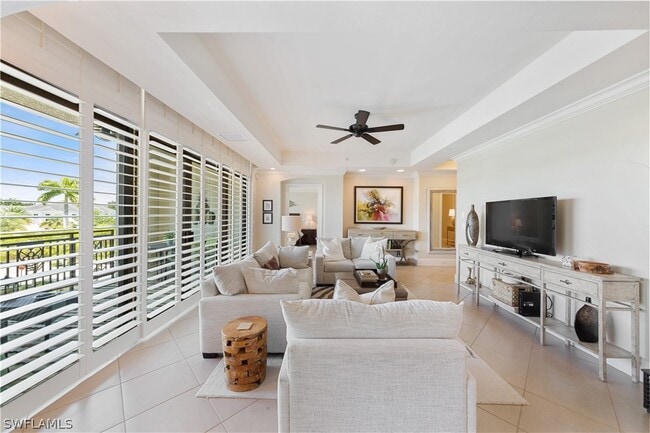 Photo - 9123 Strada Pl Unidad 7207