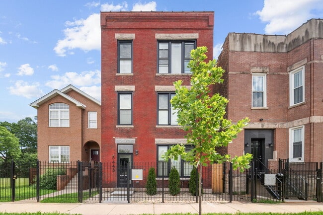 Building Photo - 5443 S Federal St Rental