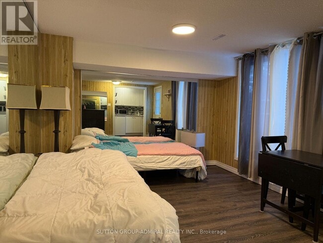 Photo - 82 Henderson Dr