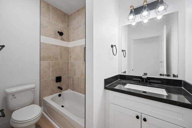 Photo - 8410 Sunnyhill St