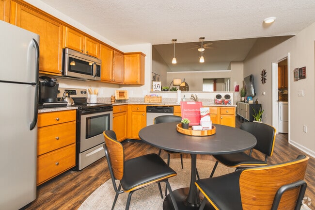 Interior Photo - Redwood Fort Wayne Diebold Road Rental