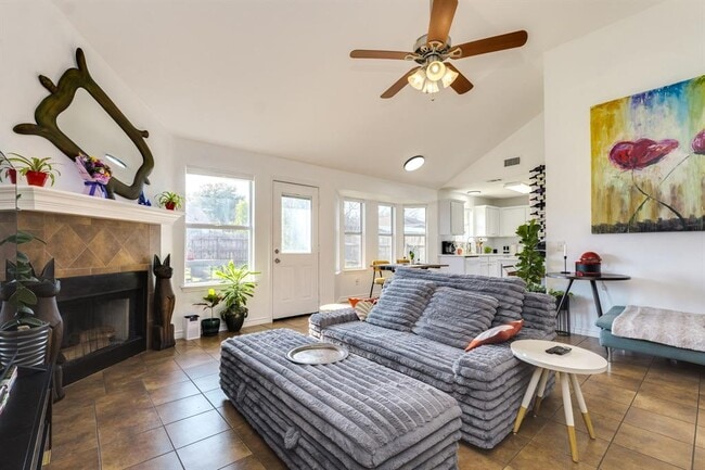 Photo - 507 Clear Spring Ln